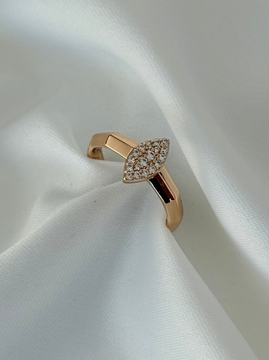 Özel Seri Xuping Damla Taş Yüzük