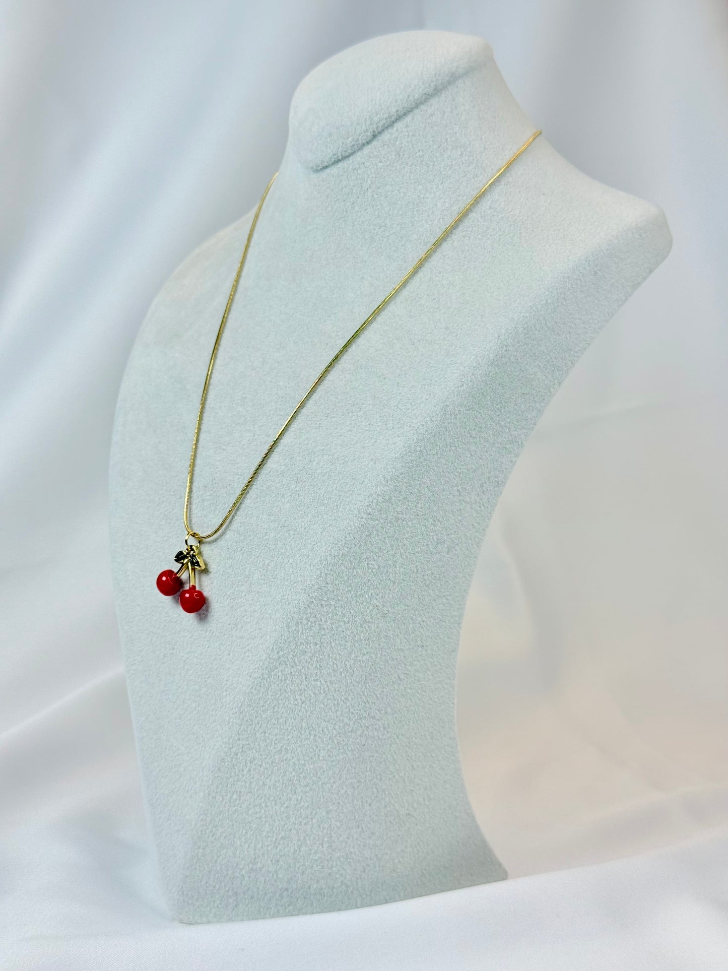 Cherry The Summer Kolye