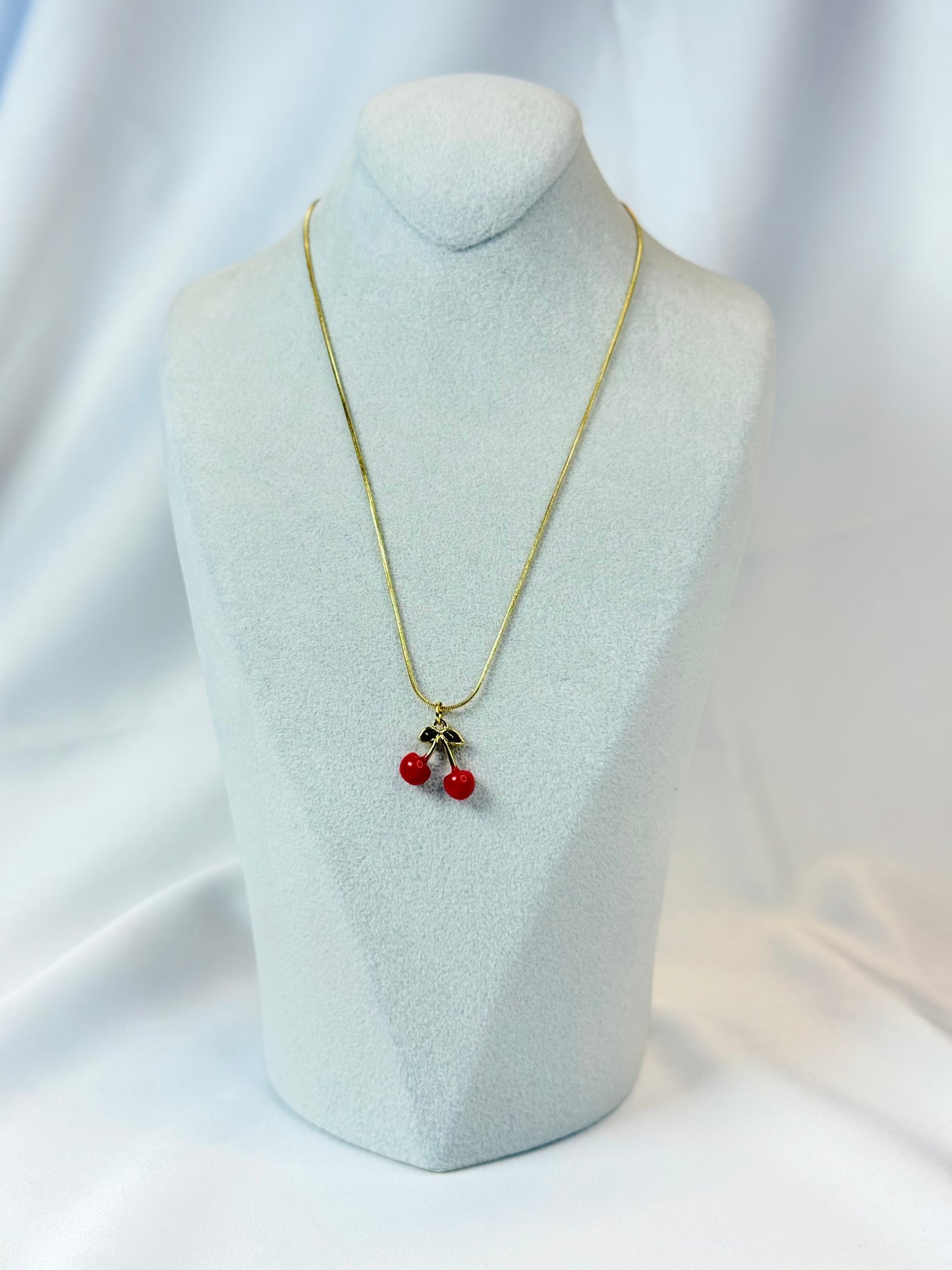 Cherry The Summer Kolye