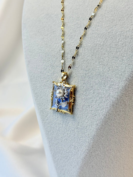 İnci Gül Tablo Kolye