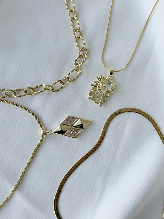 4'lü Ayrı Ayrı Kullanıma Uygun Denge The Star Kolye