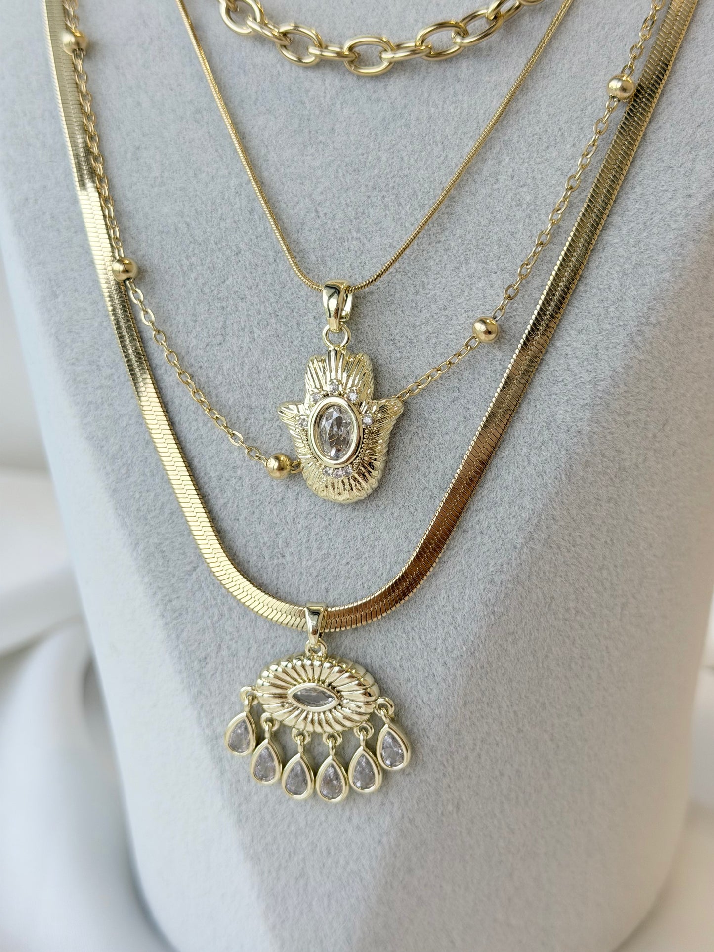 4'lü Ayrı Ayrı Kullanıma Uygun Denge Aura Kolye