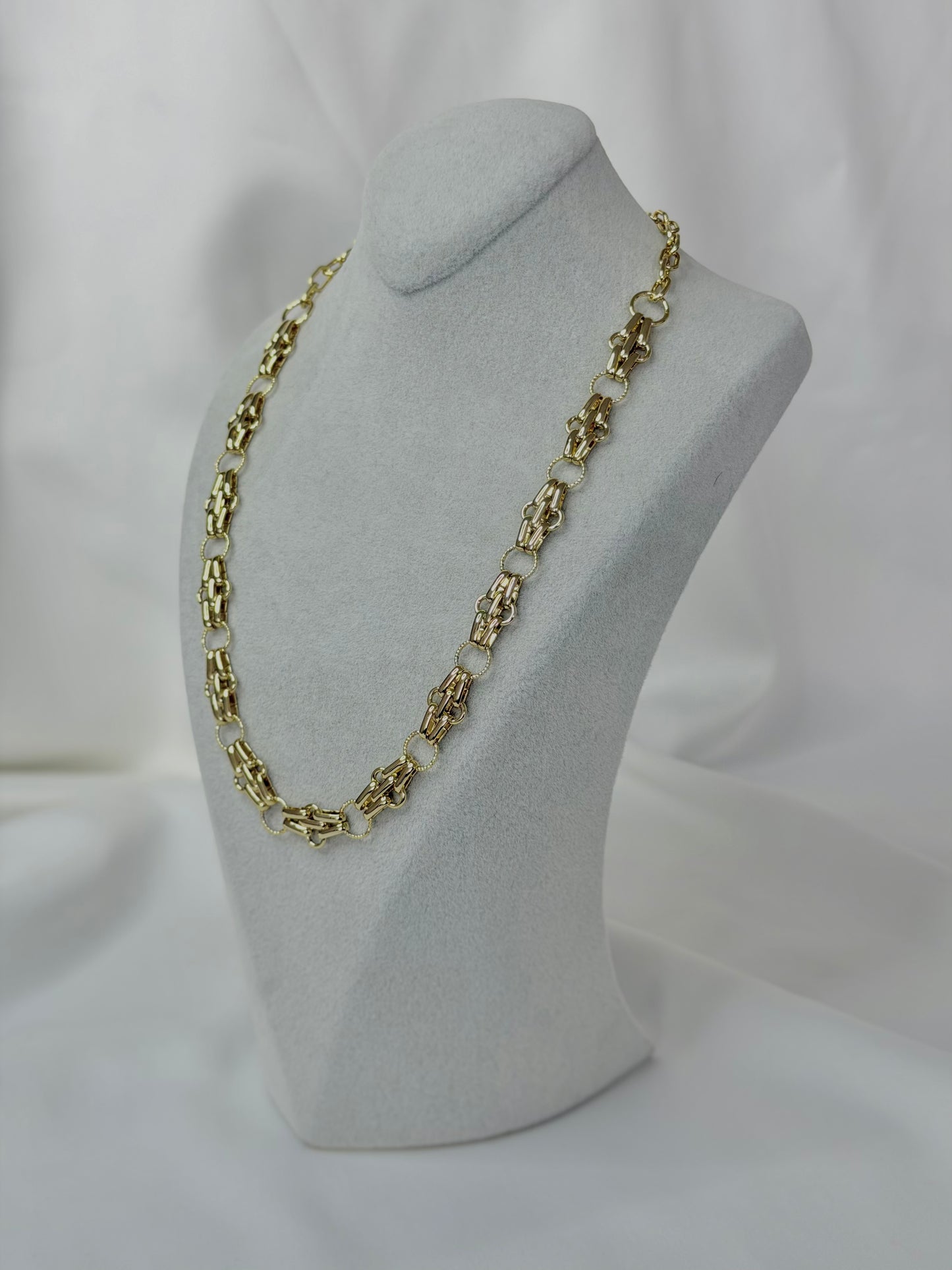 Özel Seri Xuping Gold Modern Halka Zincir Kolye