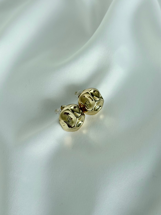 Özel Seri Xuping Gold Modern Dalga Küpe
