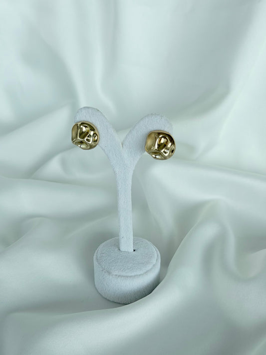 Özel Seri Xuping Gold Modern Dalga Küpe