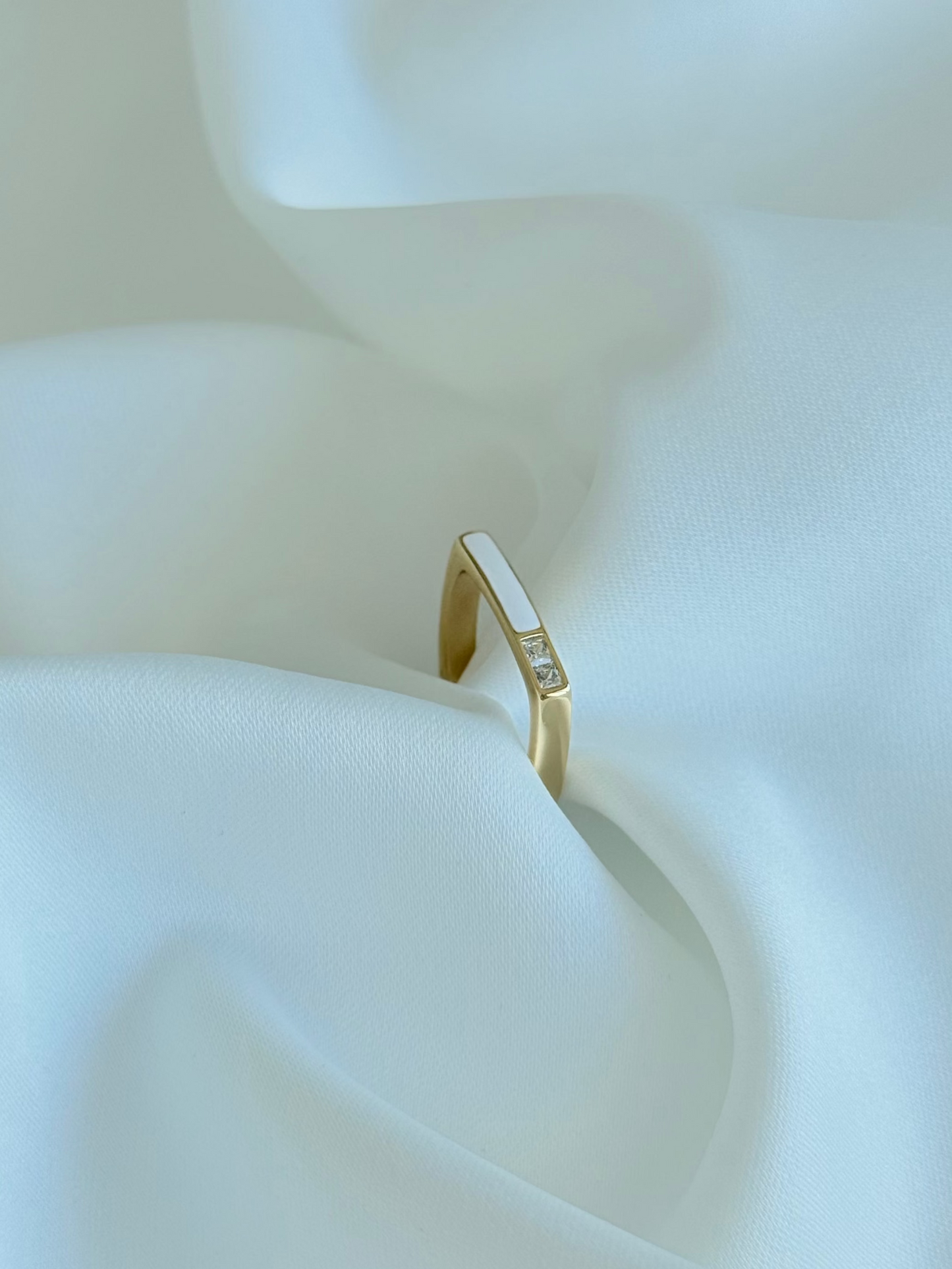 Özel Seri Xuping Taşlı Beyaz Yüzük