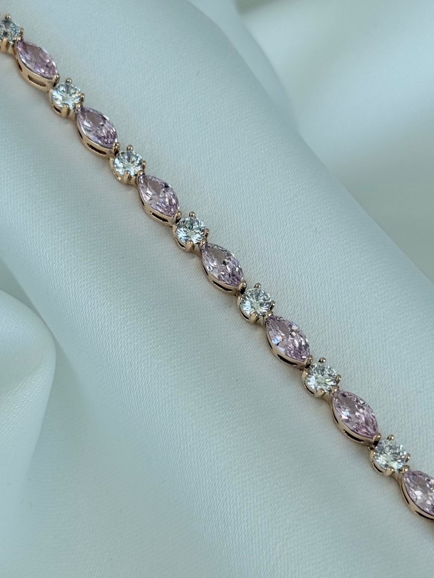 Özel Seri Xuping Damla/Baget Baby Pink Bileklik