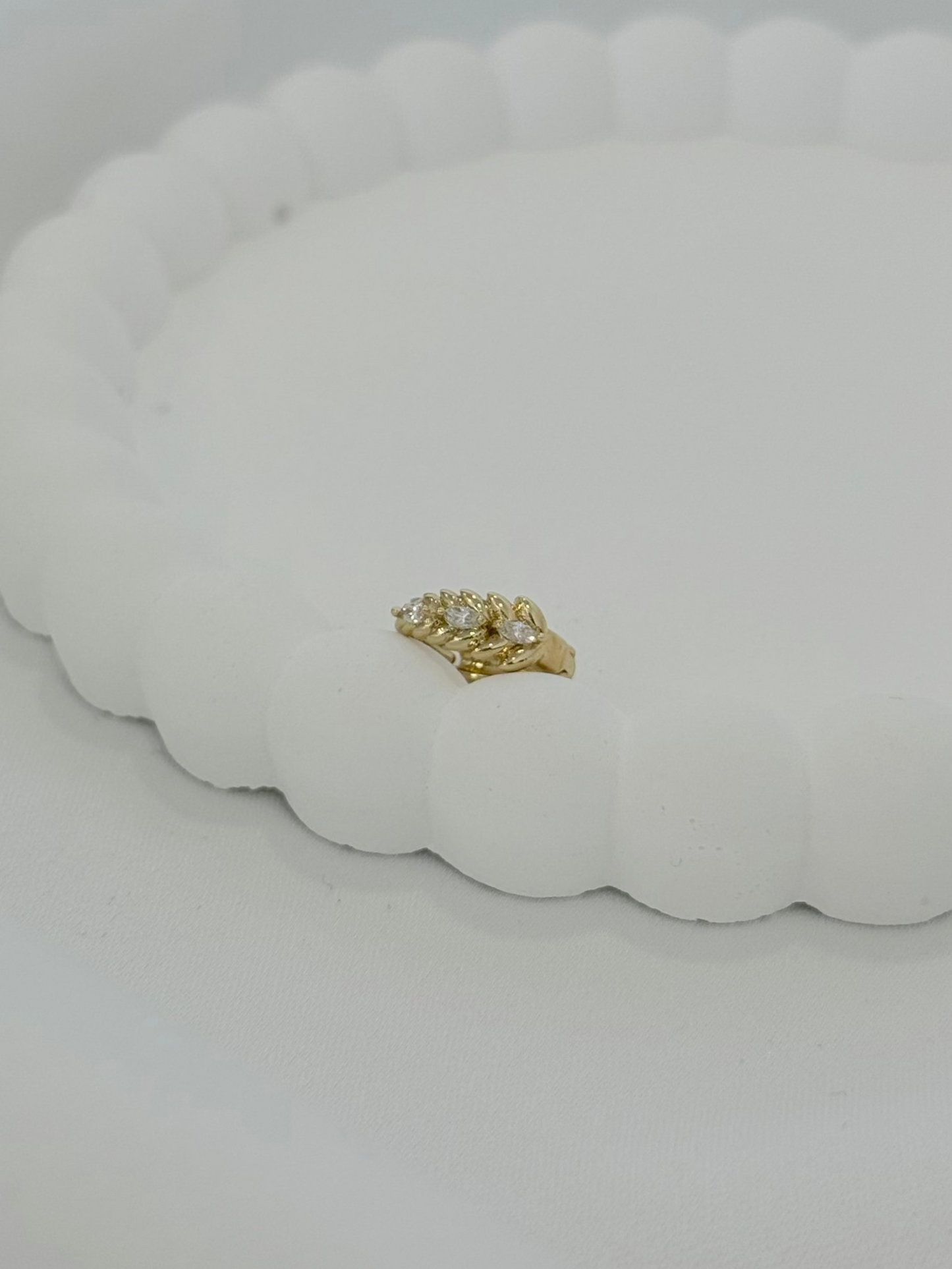 Özel Seri Xuping Taşlı Yaprak Helix Küpe