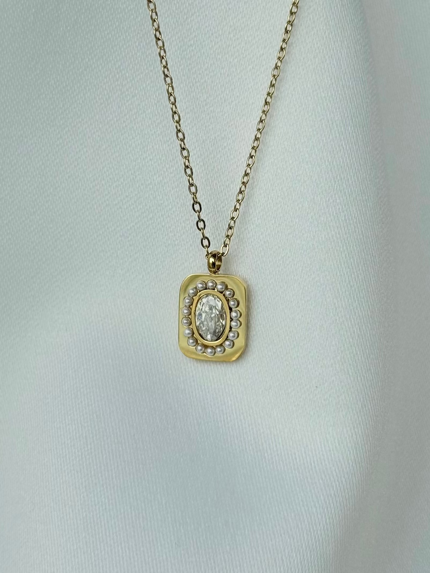 Minimal Taş Çelik Kolye