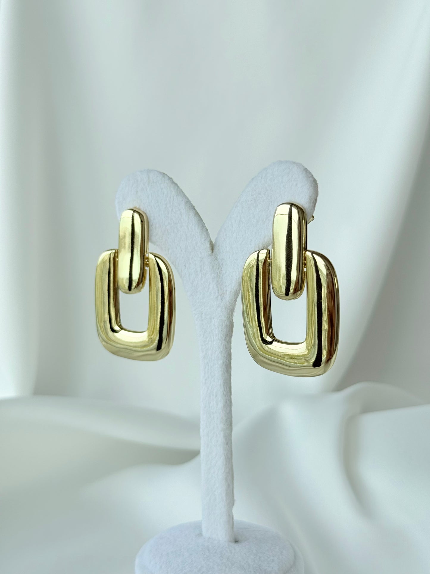 Özel Seri Xuping Sallantılı Dikdörtgen Küpe